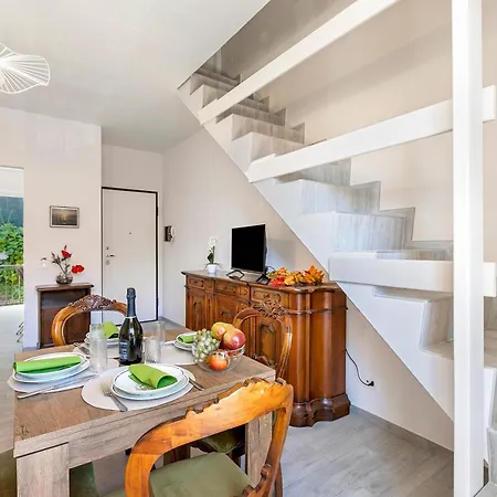 Incanto Del 50 Meters From - Happy Baveno