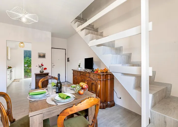 Incanto Del 50 Meters From - Happy 바메노